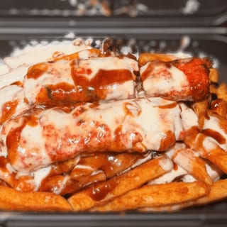 KOFTA KAB OVER FRIES